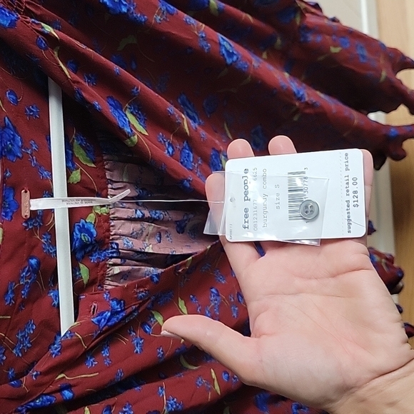 FREE PEOPLE Burgundy Flower Fields Mini Dress Size small - Picture 3 of 8